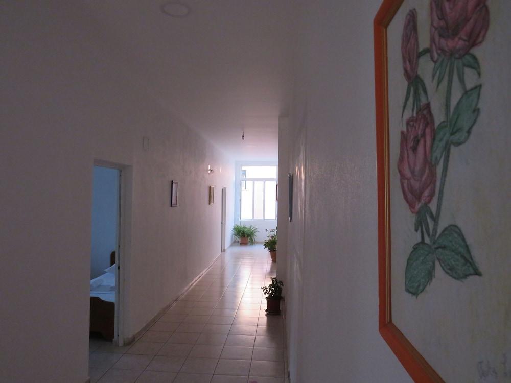 Casa Mia Hotel Саранда Экстерьер фото